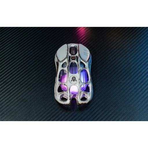  GravaStar Mercury M1 Pro Vezeték Nélküli Gamer Egér Harckopott Verzió Ezüst Köd + 4K Adóvevő - 4