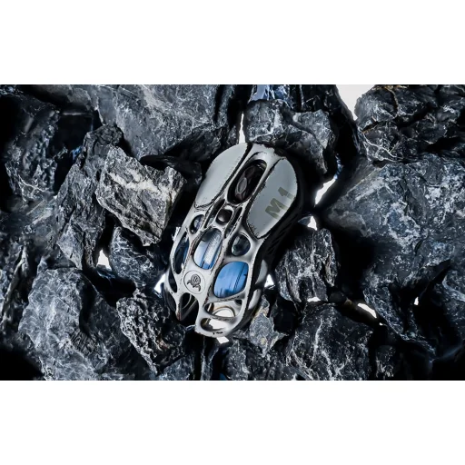  GravaStar Mercury M1 Pro Vezeték Nélküli Gamer Egér Harckopott Verzió Ezüst Köd + 4K Adóvevő - 5