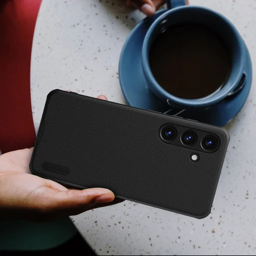 Nillkin Super Frosted PRO hátlapvédő tok Samsung Galaxy S24-hez fekete - 6