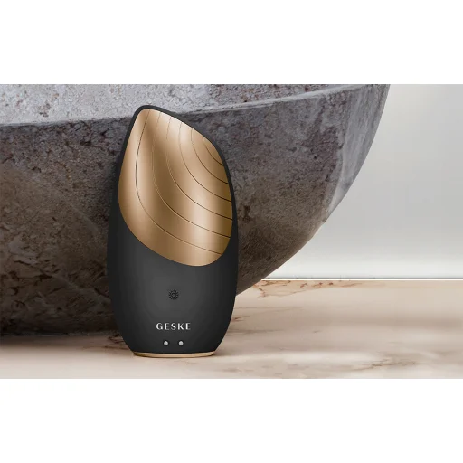 Geske 6 az 1-ben Okos szónikus thermo arctisztító készülék (fekete) - 6