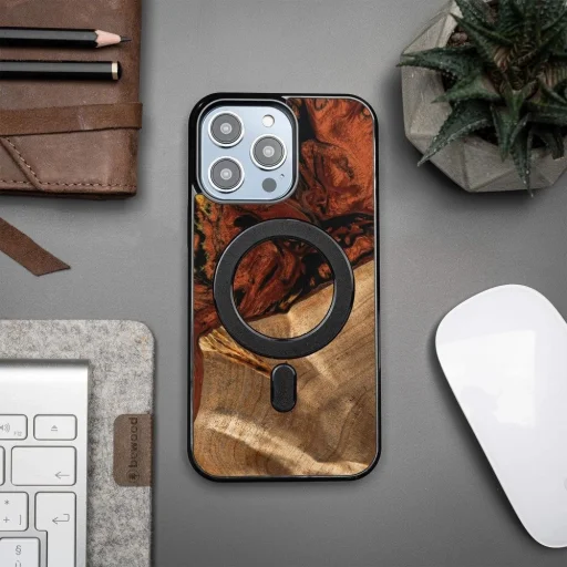 Bewood Egyedi MagSafe Fire Element fa és gyanta tok iPhone 15 Pro Max - Fekete és Arany - 3