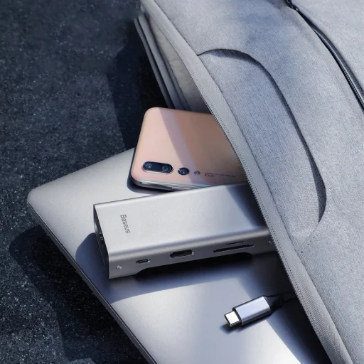 Baseus Square HUB USB-C/2x USB 3.0 + 1x USB-C (PD) + 1x VGA, TF/SD kártyaolvasó szürke - 16