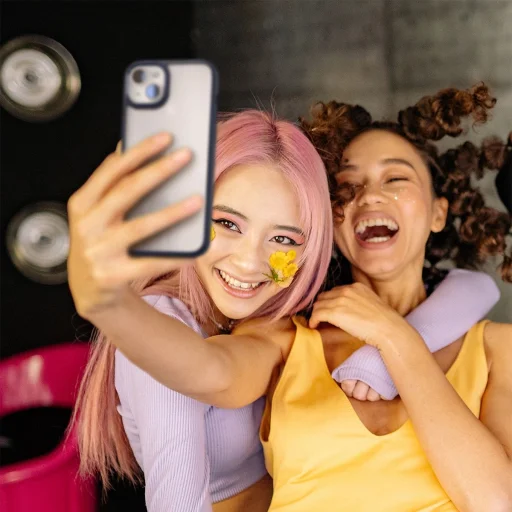  iPhone 15 Plus Spigen Ultra Hybrid tok - átlátszó és matt - 13