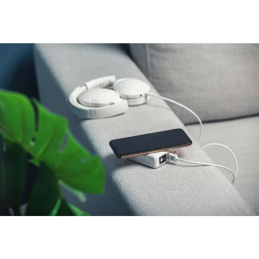 FORCELL F-ENERGY multifunkciós töltő 15W 4in1 USB/USB-C csatlakozóval, 8000mAh power bankkal és vezeték nélküli töltéssel - 23