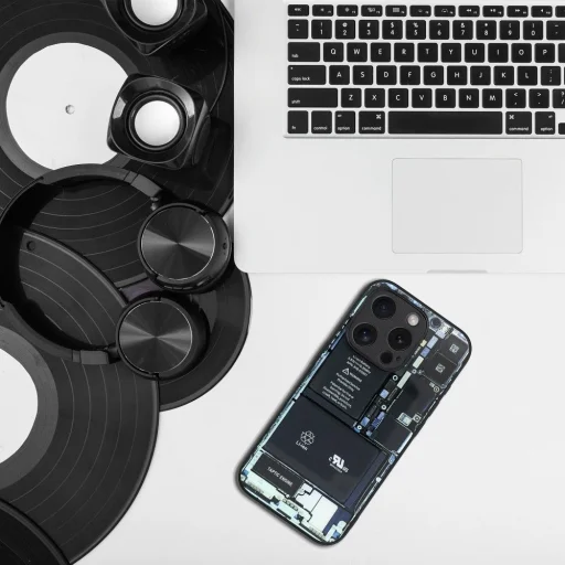 TECH tok iPhone X design 1 - 7