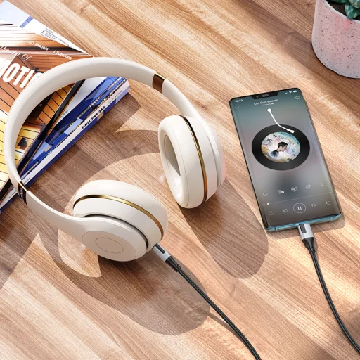 Borofone BL19 Creator kábel - 3,5mm jack to Type C - 1 méter fehér - 4